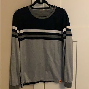 Leo navy/white/gray striped long sleeve  tee